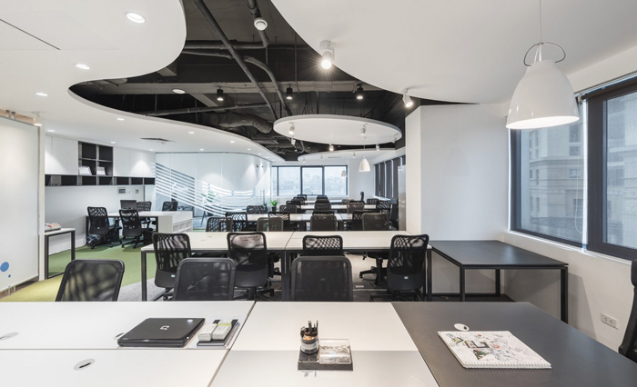 辦公室桌椅擺放有哪些風(fēng)水講究？