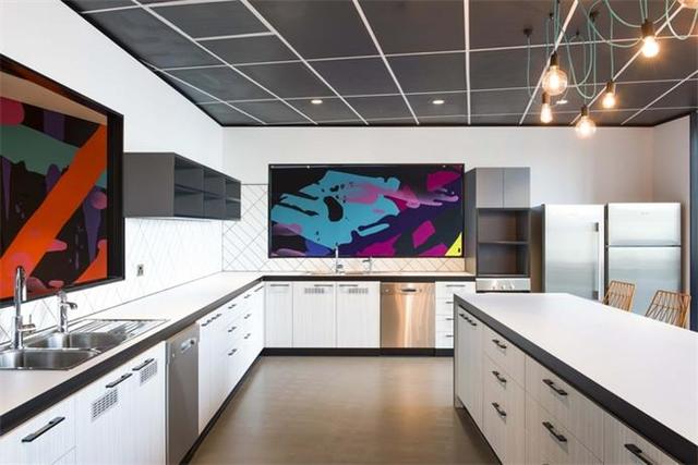 辦公空間:墨爾本在線教育公司現(xiàn)代風格辦公室